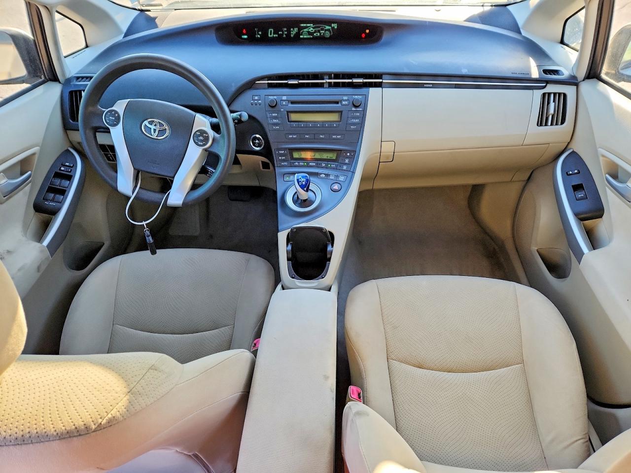 2010 TOYOTA PRIUS II photo 15