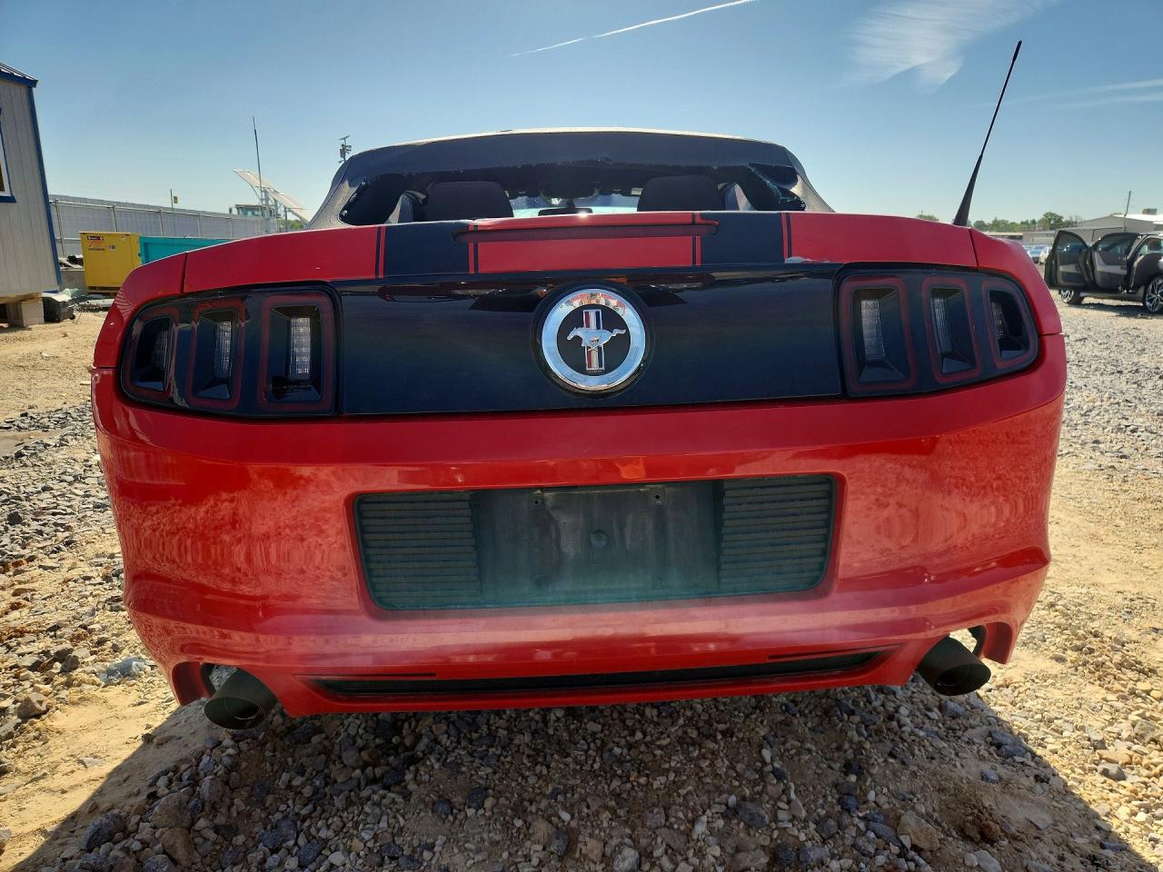 2014 FORD MUSTANG photo 11