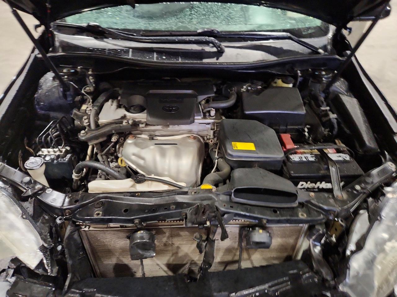 2015 TOYOTA CAMRY SE photo 21