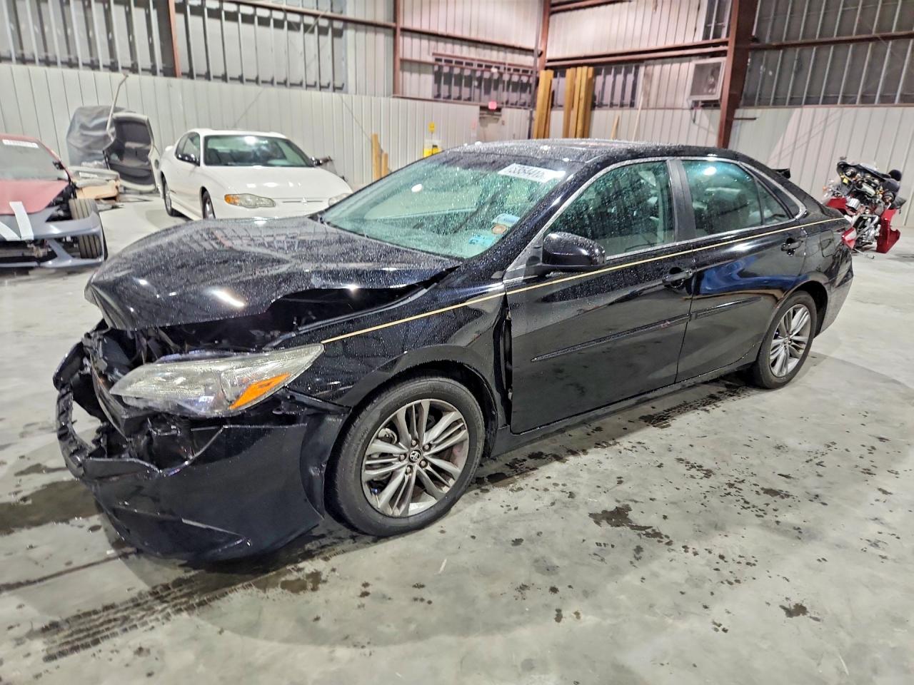 2015 TOYOTA CAMRY