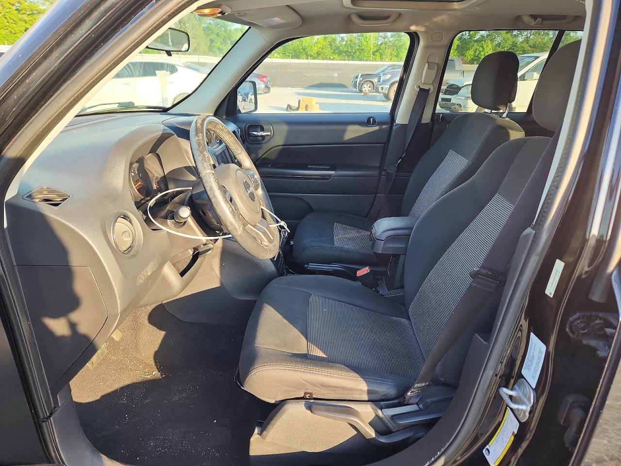 2012 JEEP PATRIOT LATITUDE photo 13