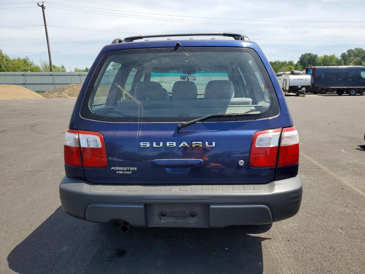 2002 SUBARU FORESTER L photo 11