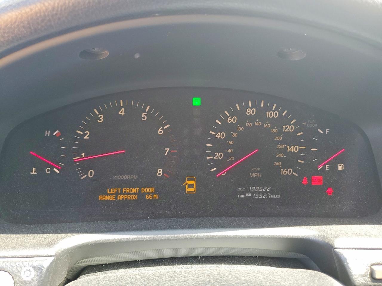 2003 LEXUS LS 430 photo 9