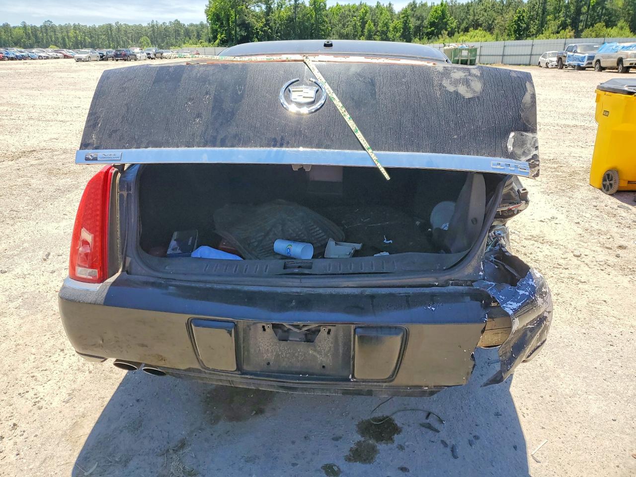 2006 CADILLAC DTS photo 6