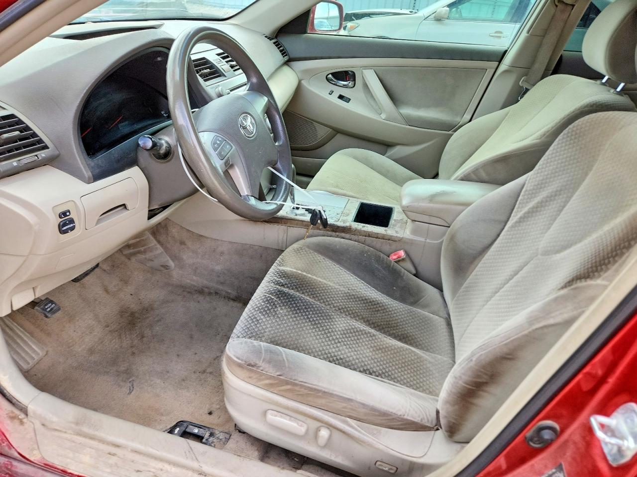 2009 TOYOTA CAMRY LE photo 19