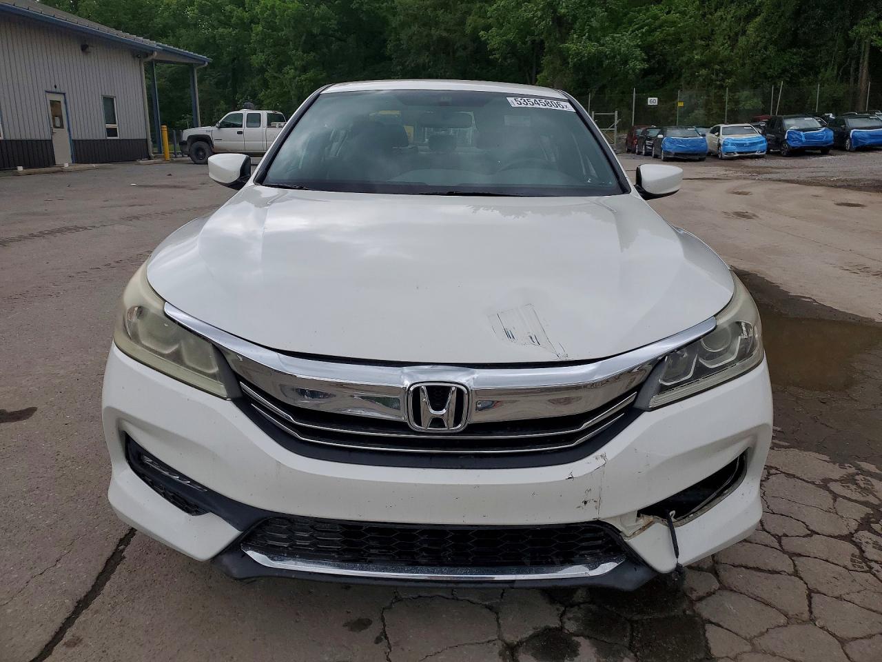 2017 HONDA ACCORD SPORT photo 9
