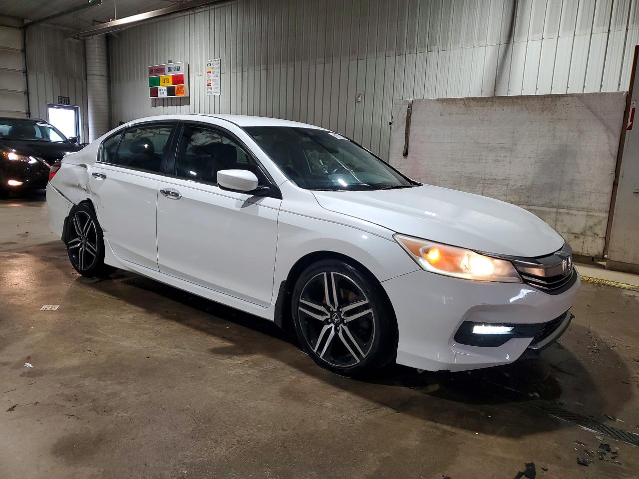 2017 HONDA ACCORD SPORT photo 7