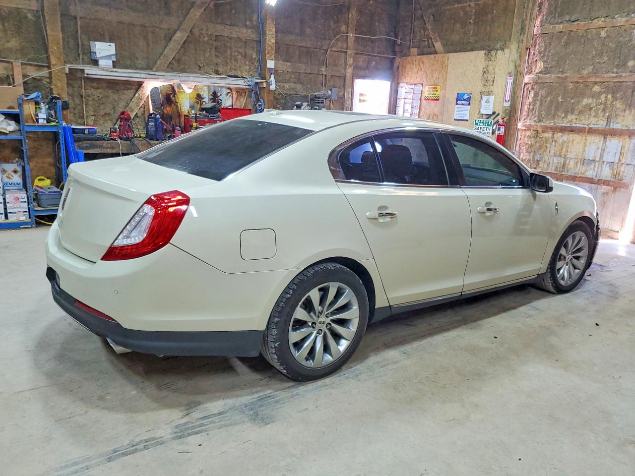 2014 LINCOLN MKS photo 5