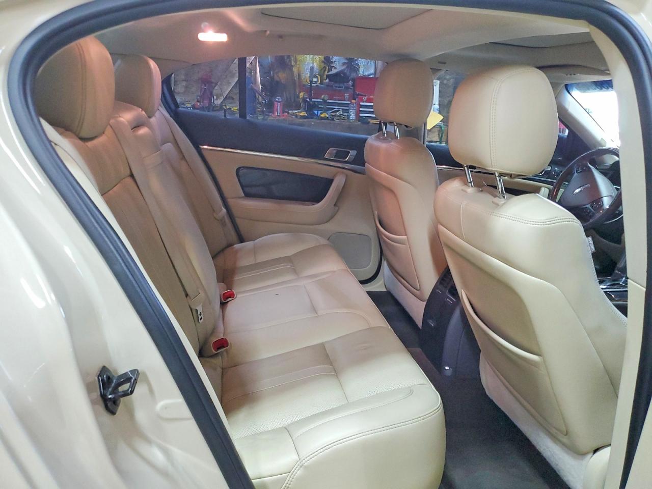2014 LINCOLN MKS photo 19