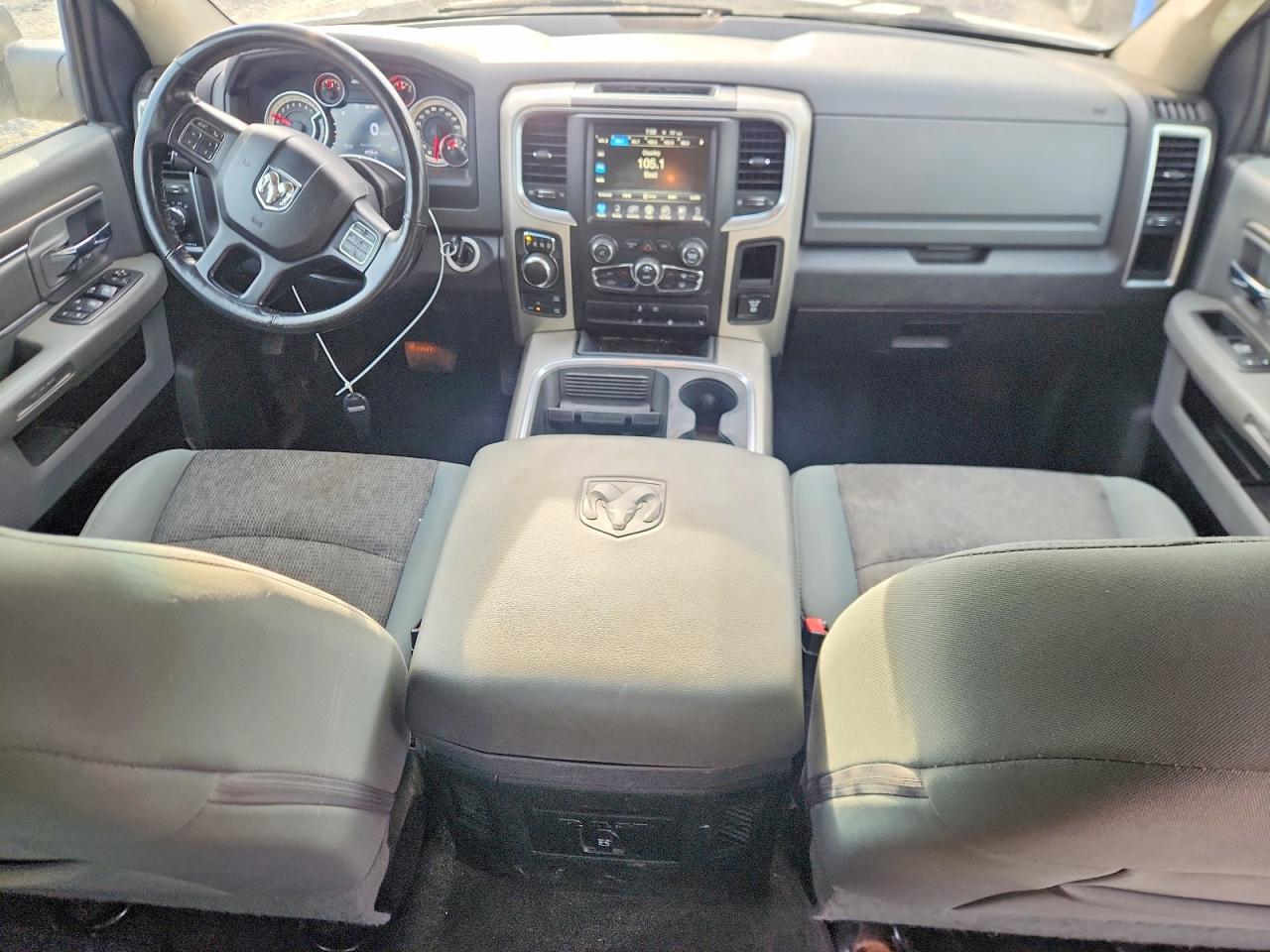 2017 RAM 1500 SLT photo 22