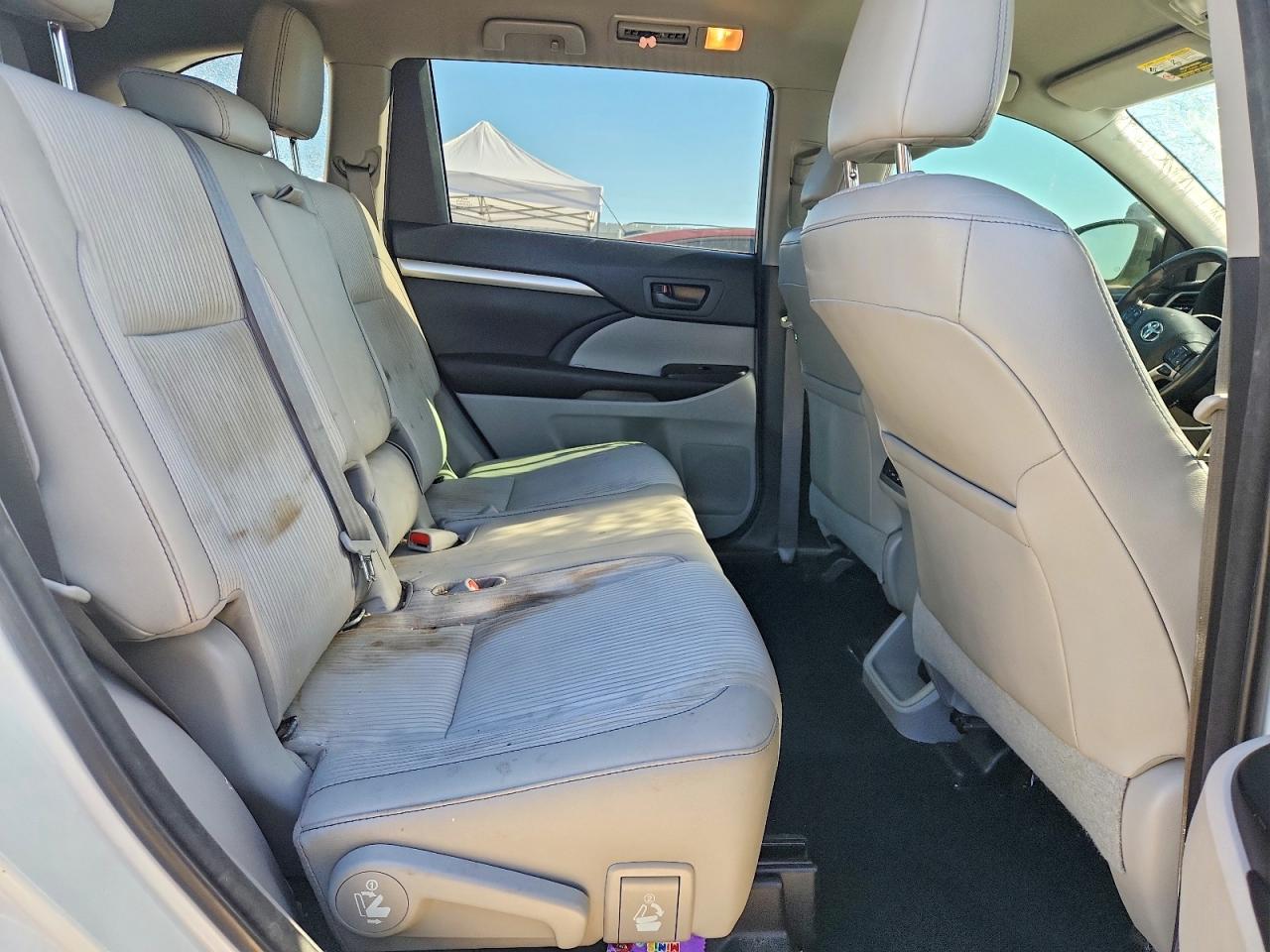 2017 TOYOTA HIGHLANDER LE PLUS photo 31