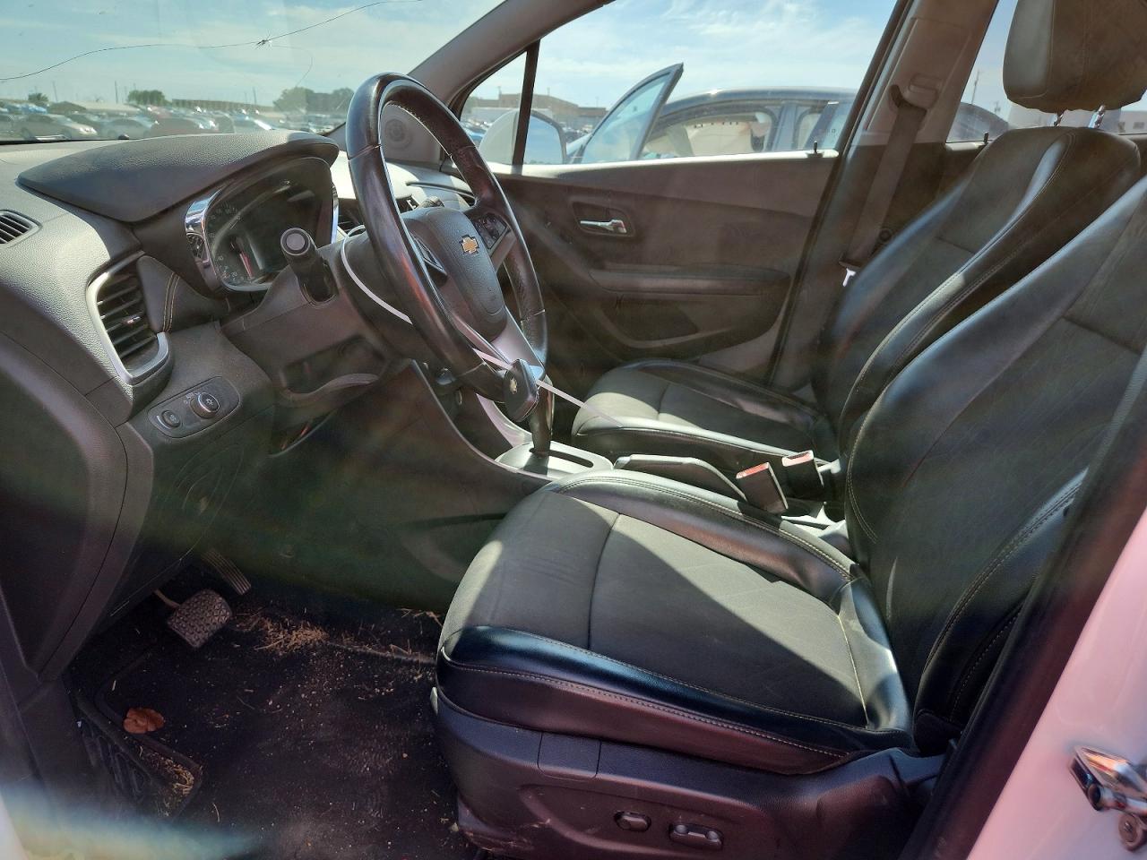 2019 CHEVROLET TRAX 1LT photo 19
