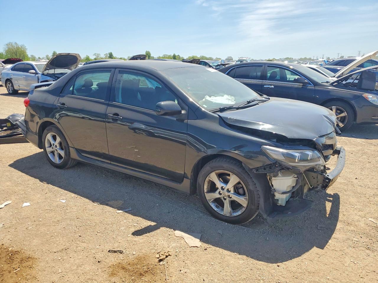 2013 TOYOTA COROLLA S photo 7