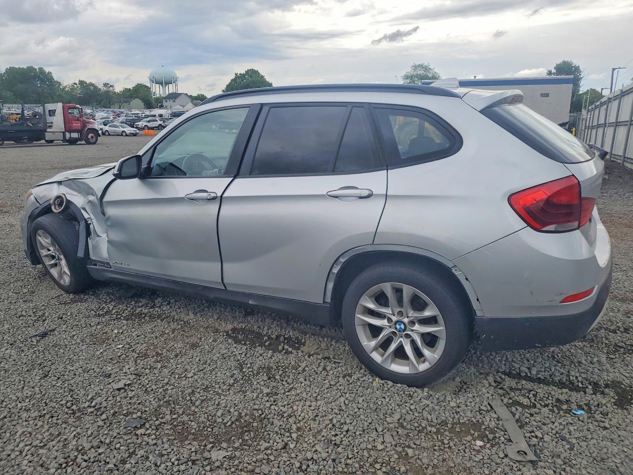2015 BMW X1 XDRIVE28I photo 3