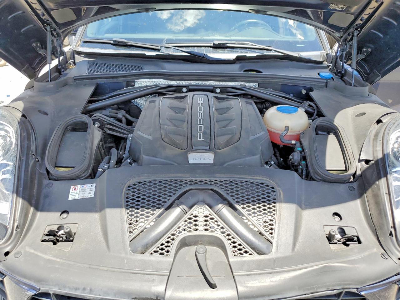 2016 PORSCHE MACAN S photo 23