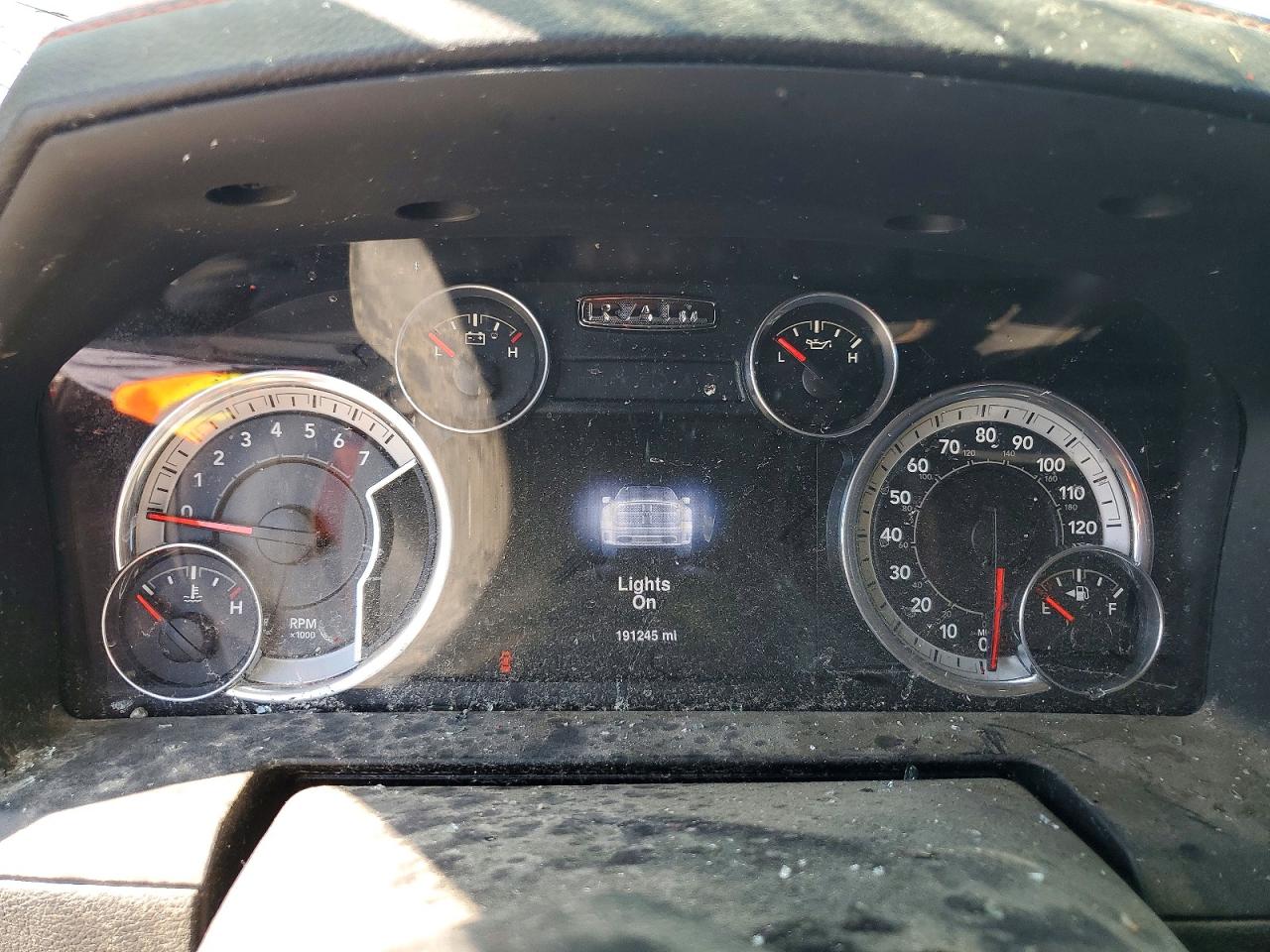 2016 RAM 1500 SPORT photo 25