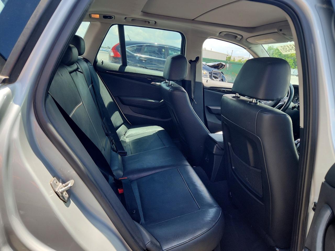 2015 BMW X1 SDRIVE28I photo 21