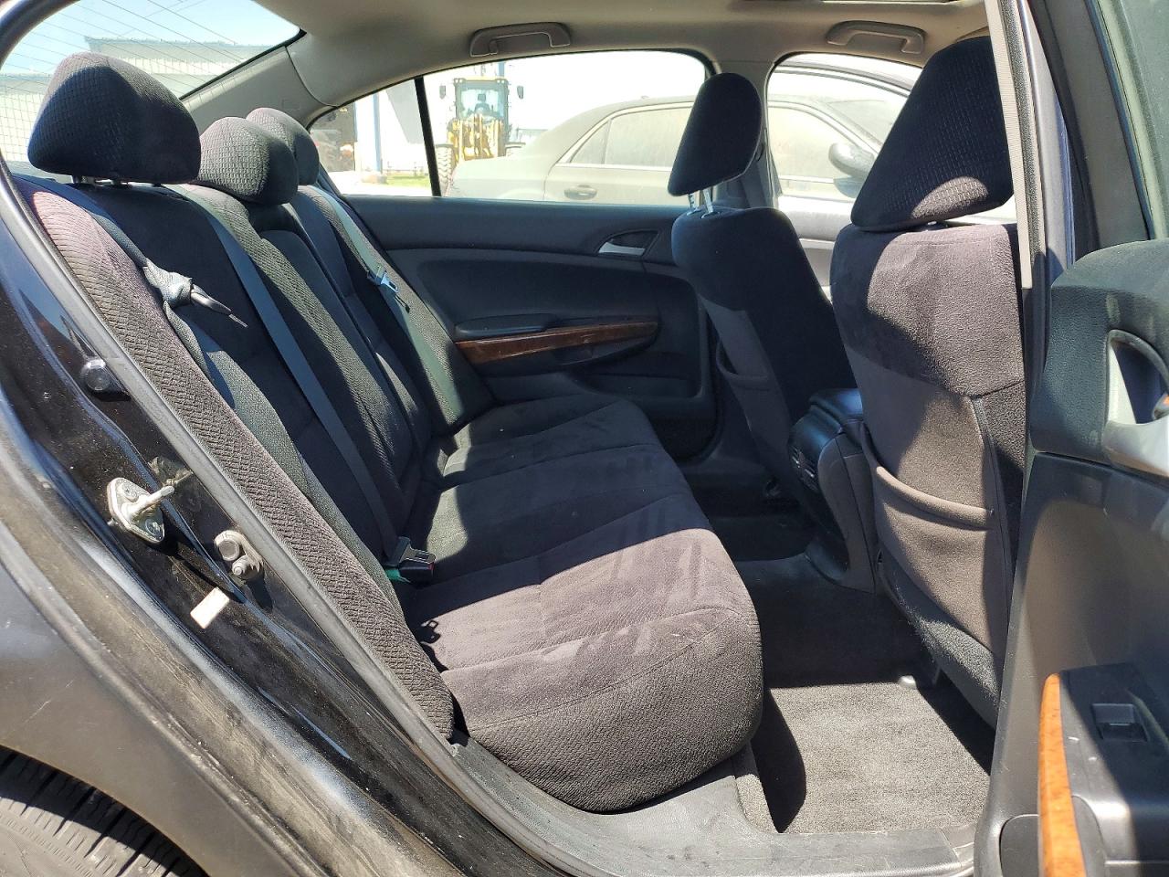2012 HONDA ACCORD EX photo 28