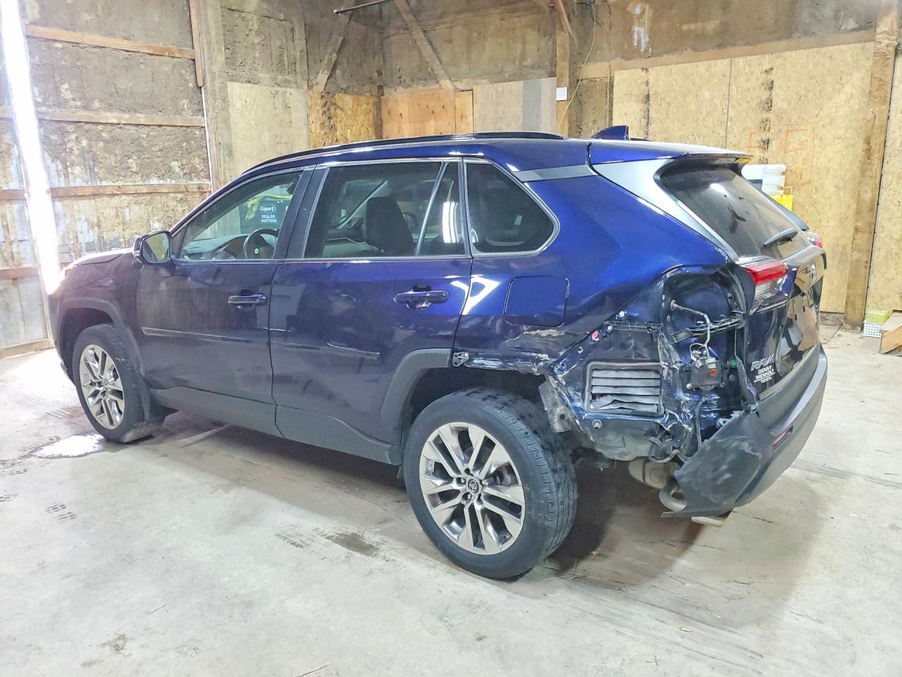2019 TOYOTA RAV4 XLE PREMIUM photo 3
