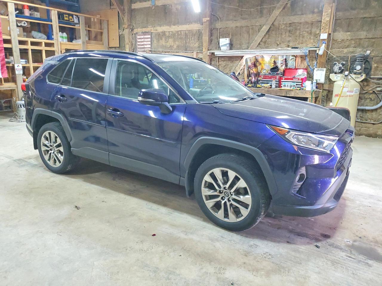 2019 TOYOTA RAV4 XLE PREMIUM photo 7