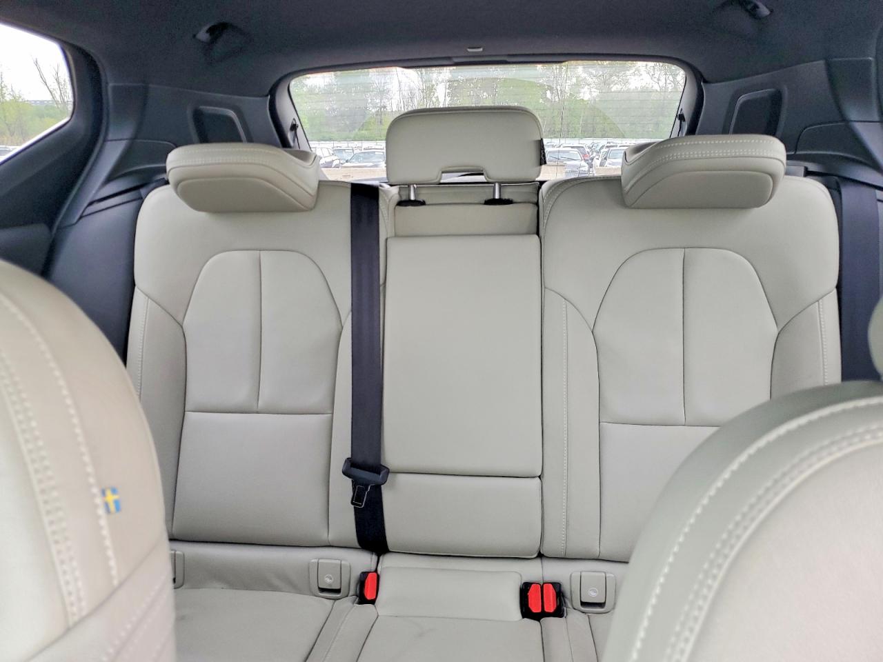 2019 VOLVO XC40 T5 INSCRIPTION photo 19
