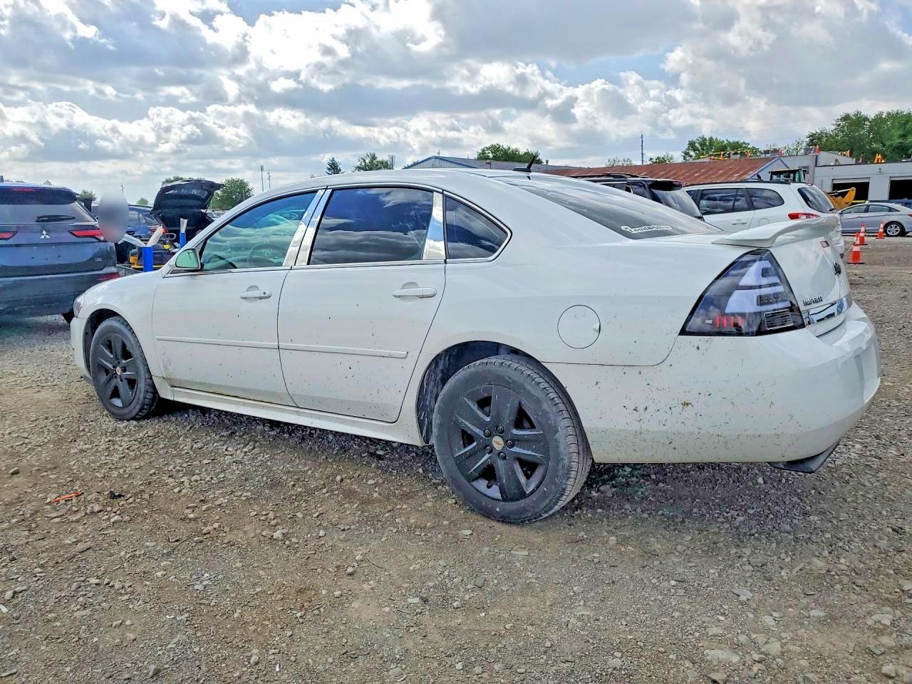 2011 CHEVROLET IMPALA LS photo 4
