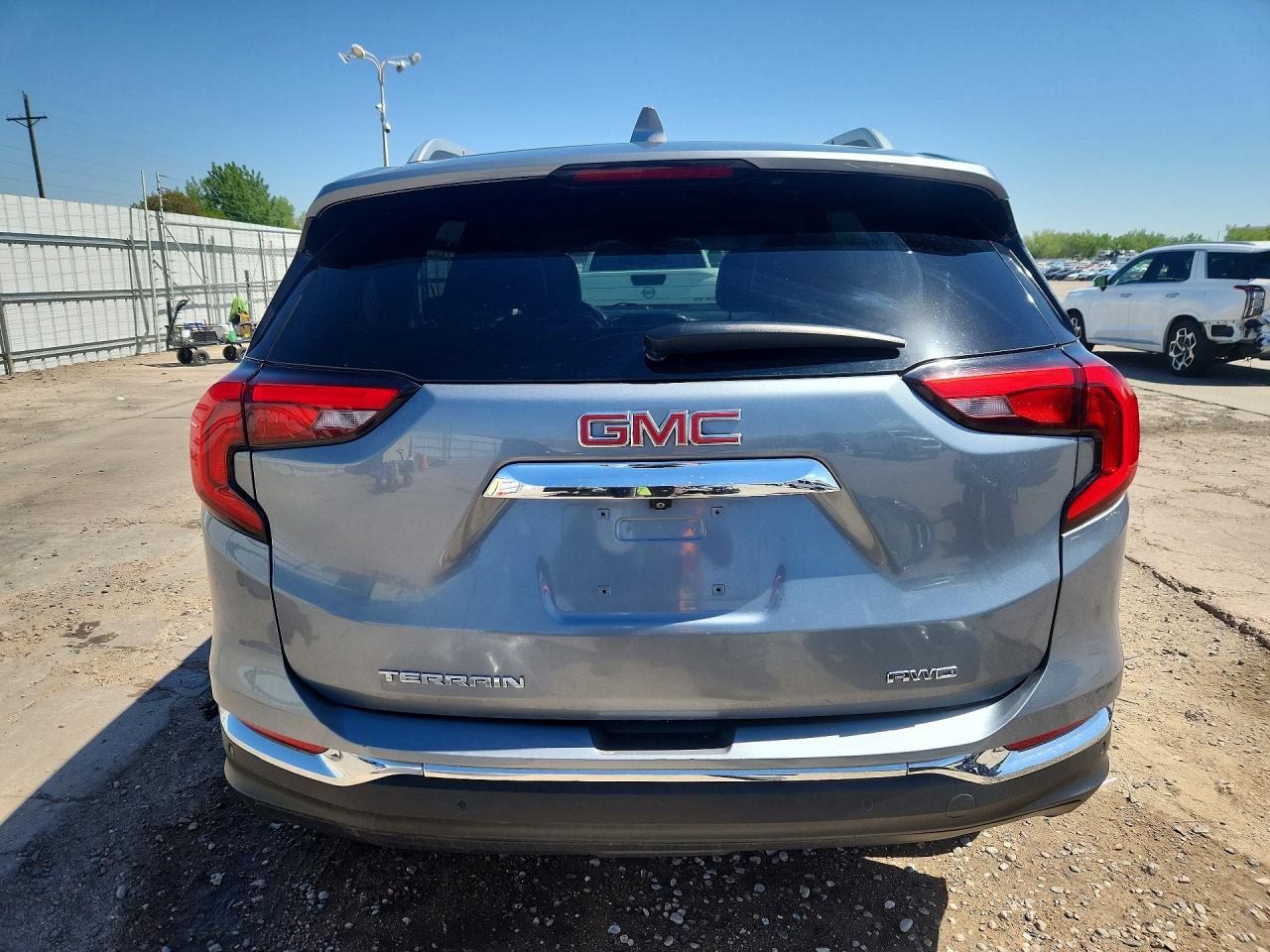 2019 GMC TERRAIN SLT photo 11