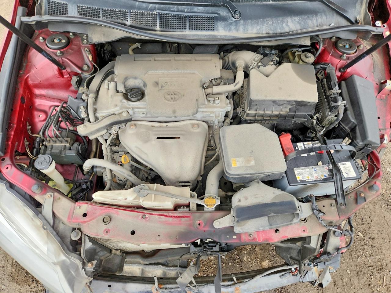 2015 TOYOTA CAMRY LE photo 21