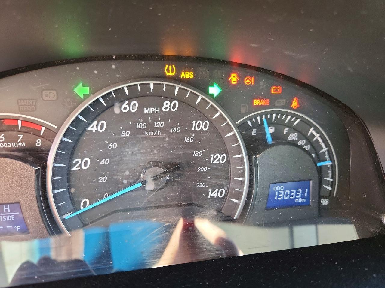 2014 TOYOTA CAMRY LE photo 17