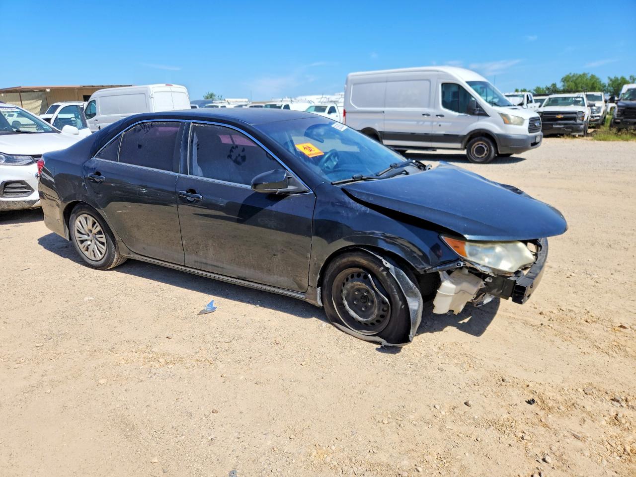 2014 TOYOTA CAMRY LE photo 7