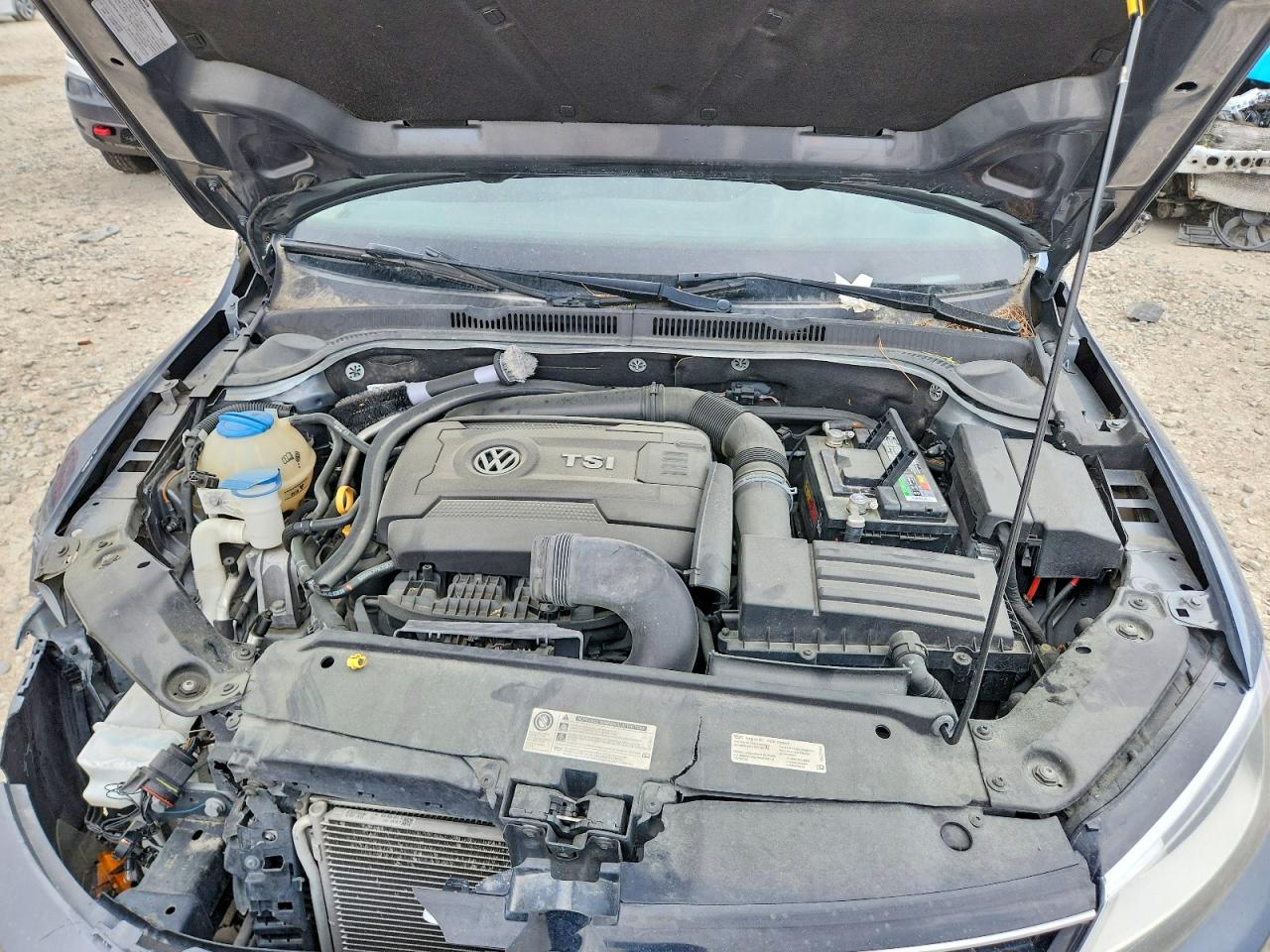 2015 VOLKSWAGEN JETTA SE photo 31