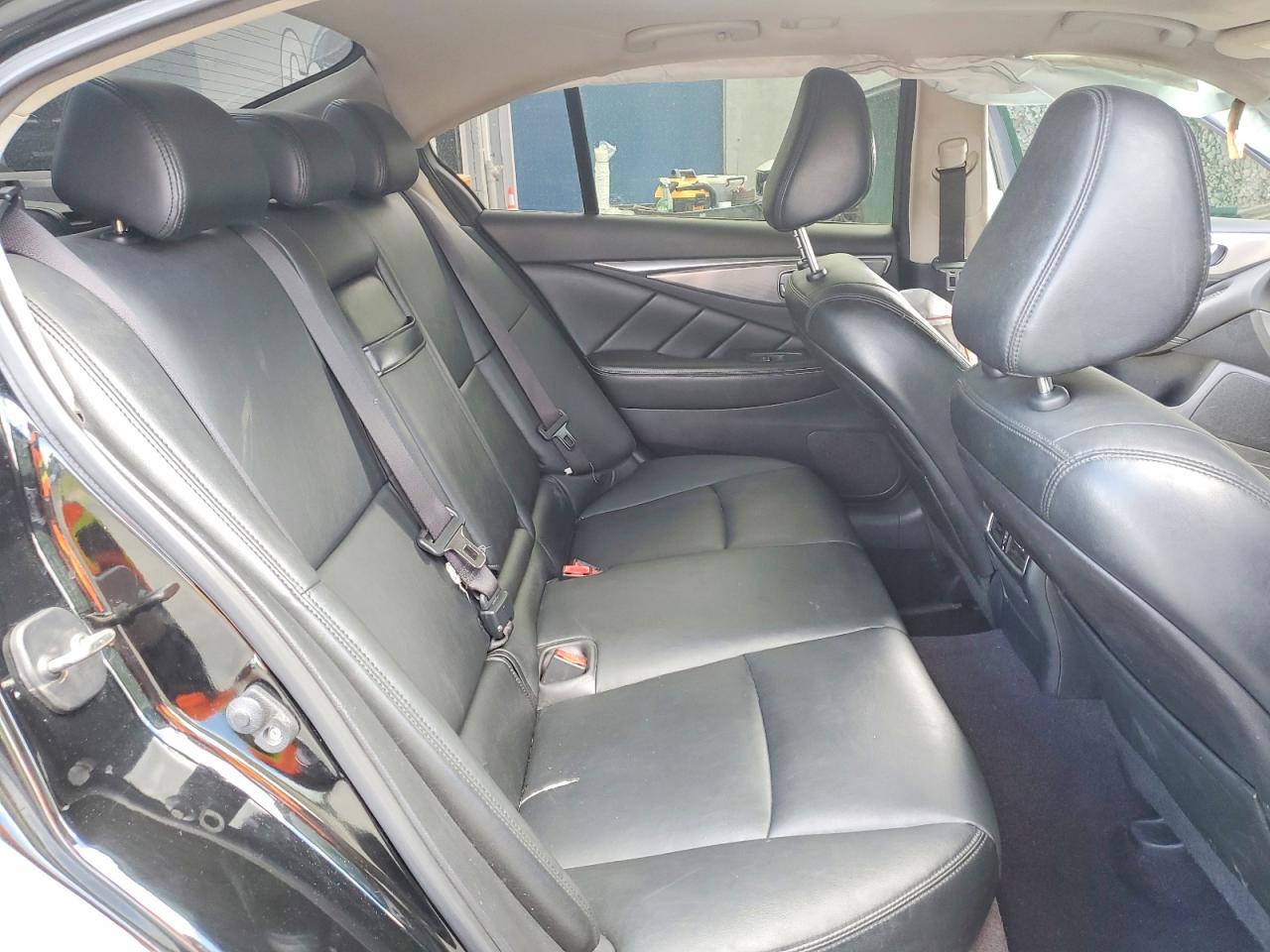 2015 INFINITI Q50 PREMIUM photo 19