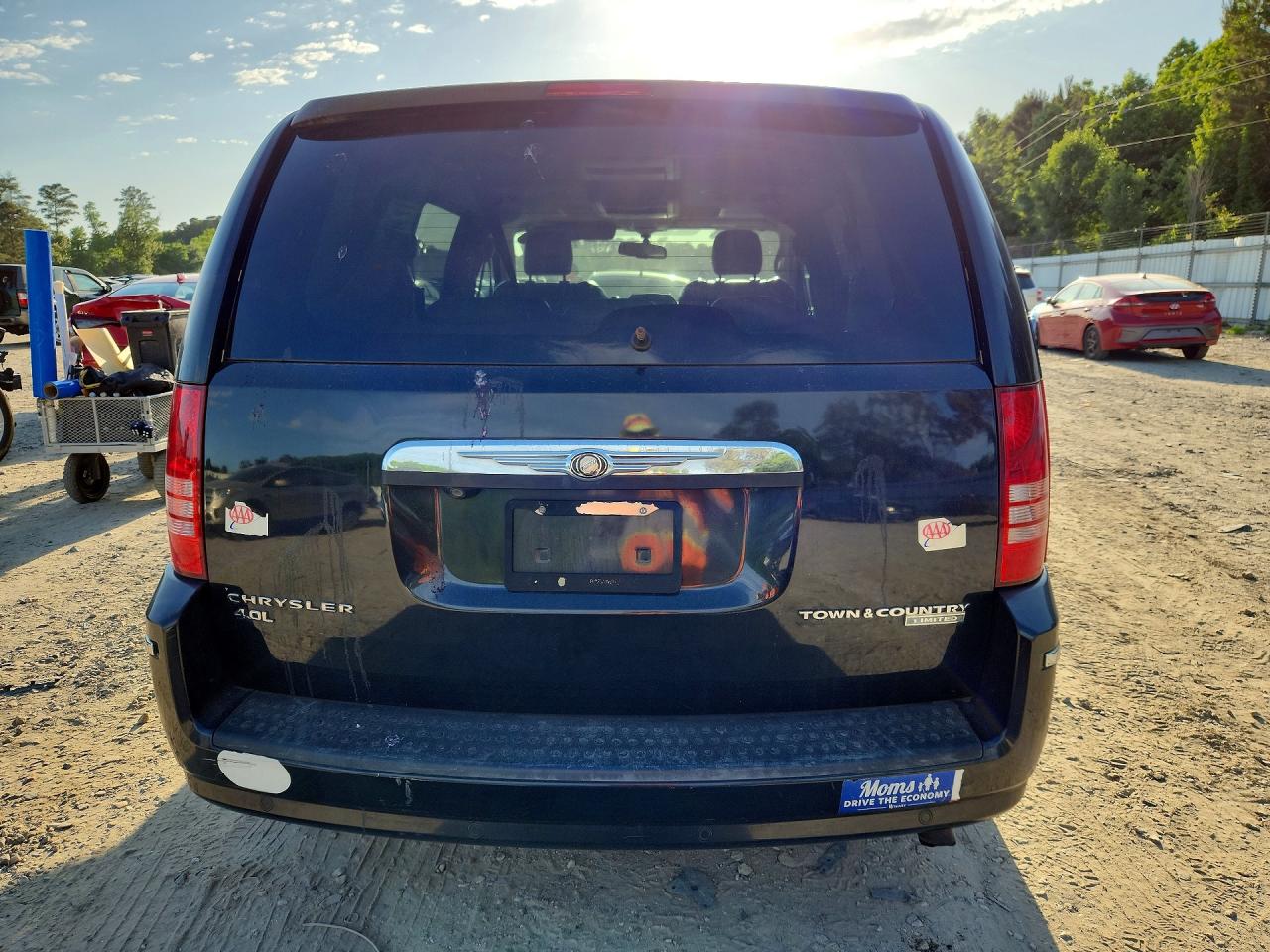 2010 CHRYSLER TOWN & COUNTRY LIMITED photo 16