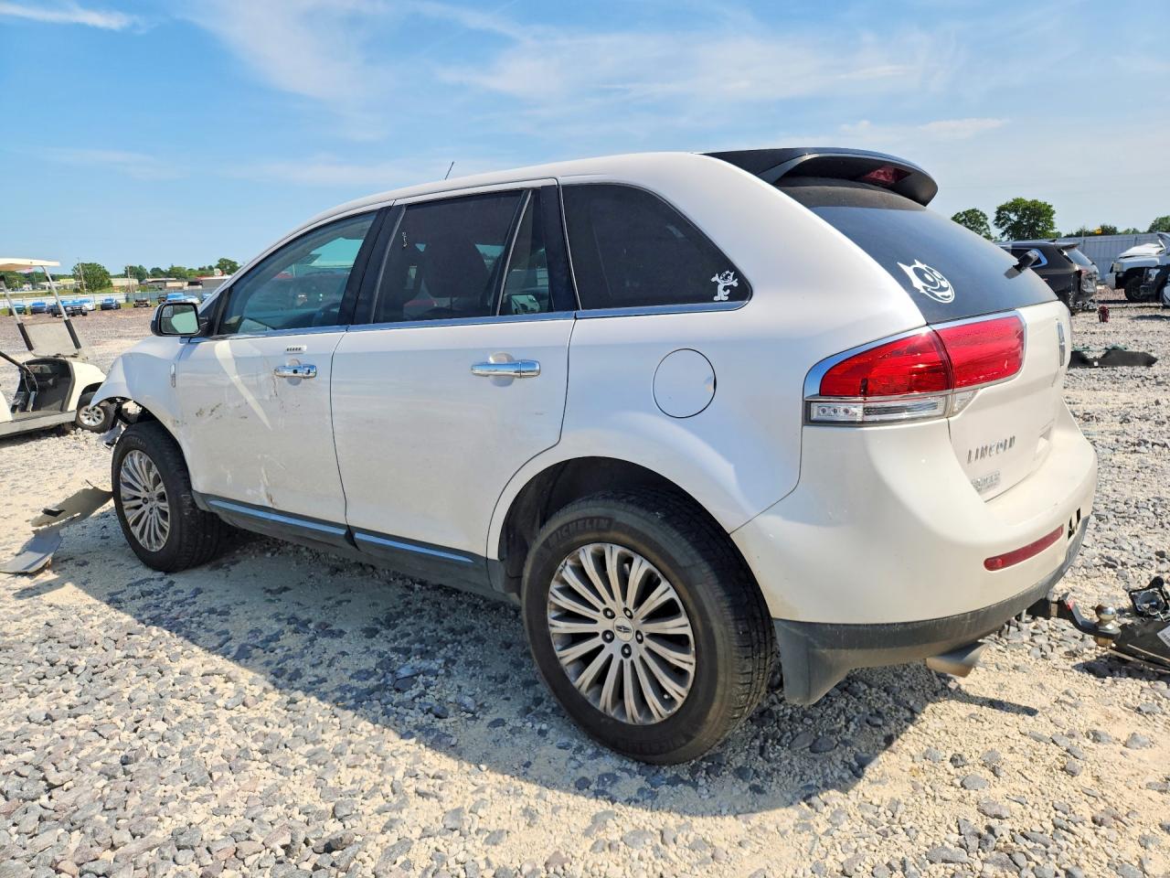 2012 LINCOLN TOWNHOUSE MKX photo 4