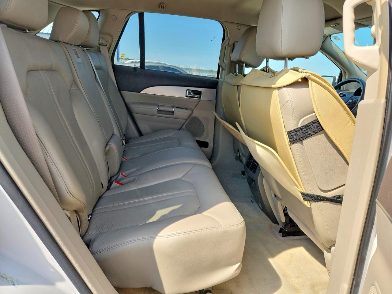 2012 LINCOLN TOWNHOUSE MKX photo 31
