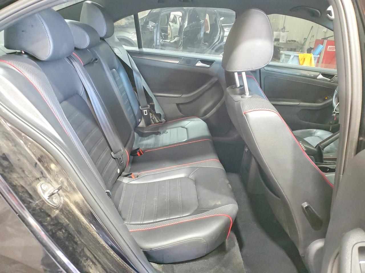 2014 VOLKSWAGEN JETTA GLI photo 28