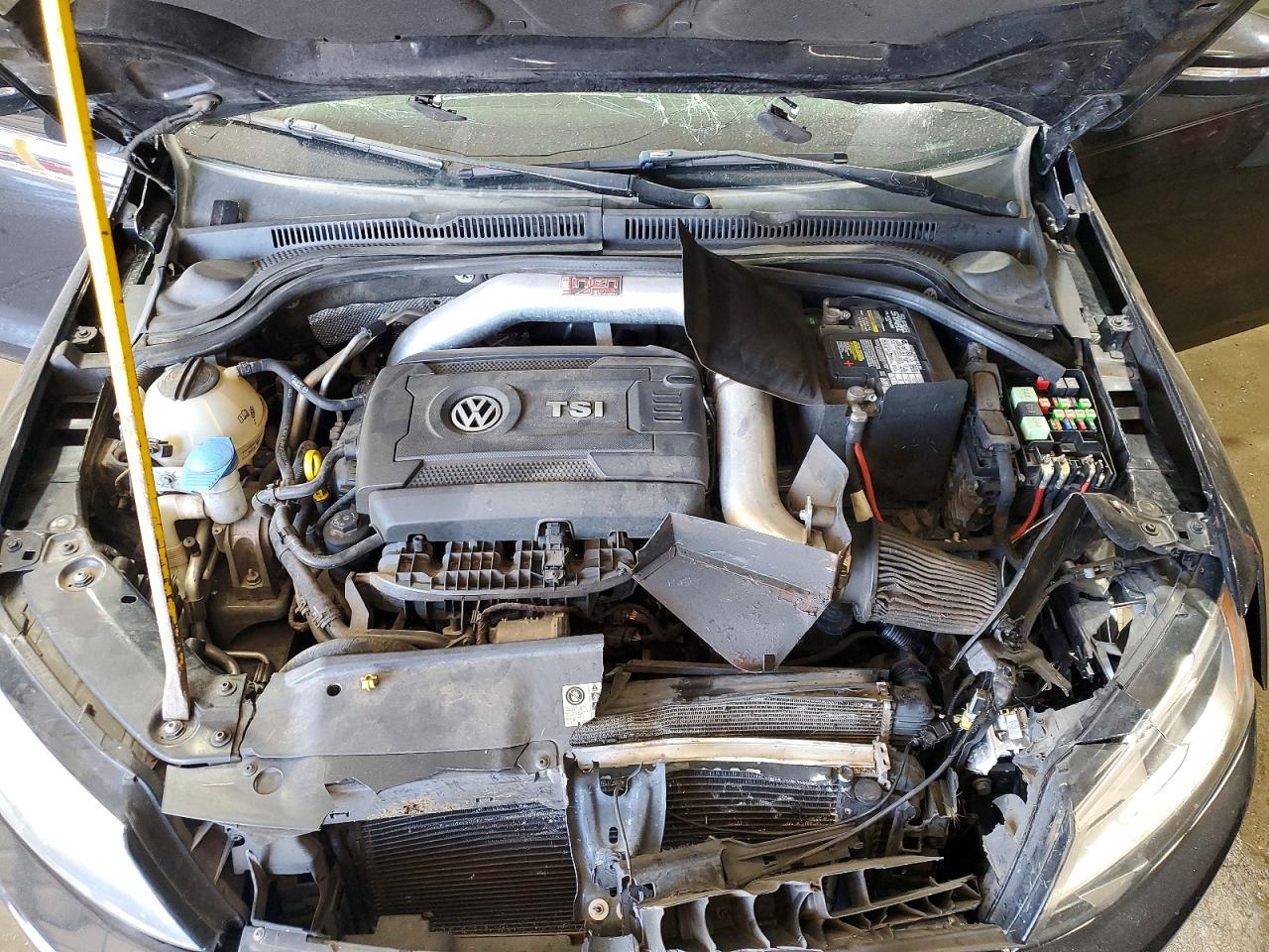 2014 VOLKSWAGEN JETTA GLI photo 31