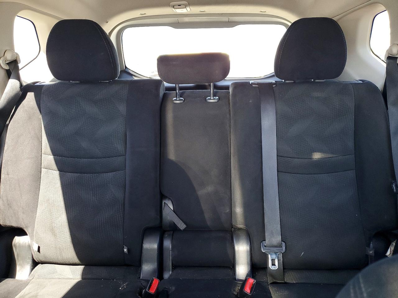2016 NISSAN ROGUE S photo 19