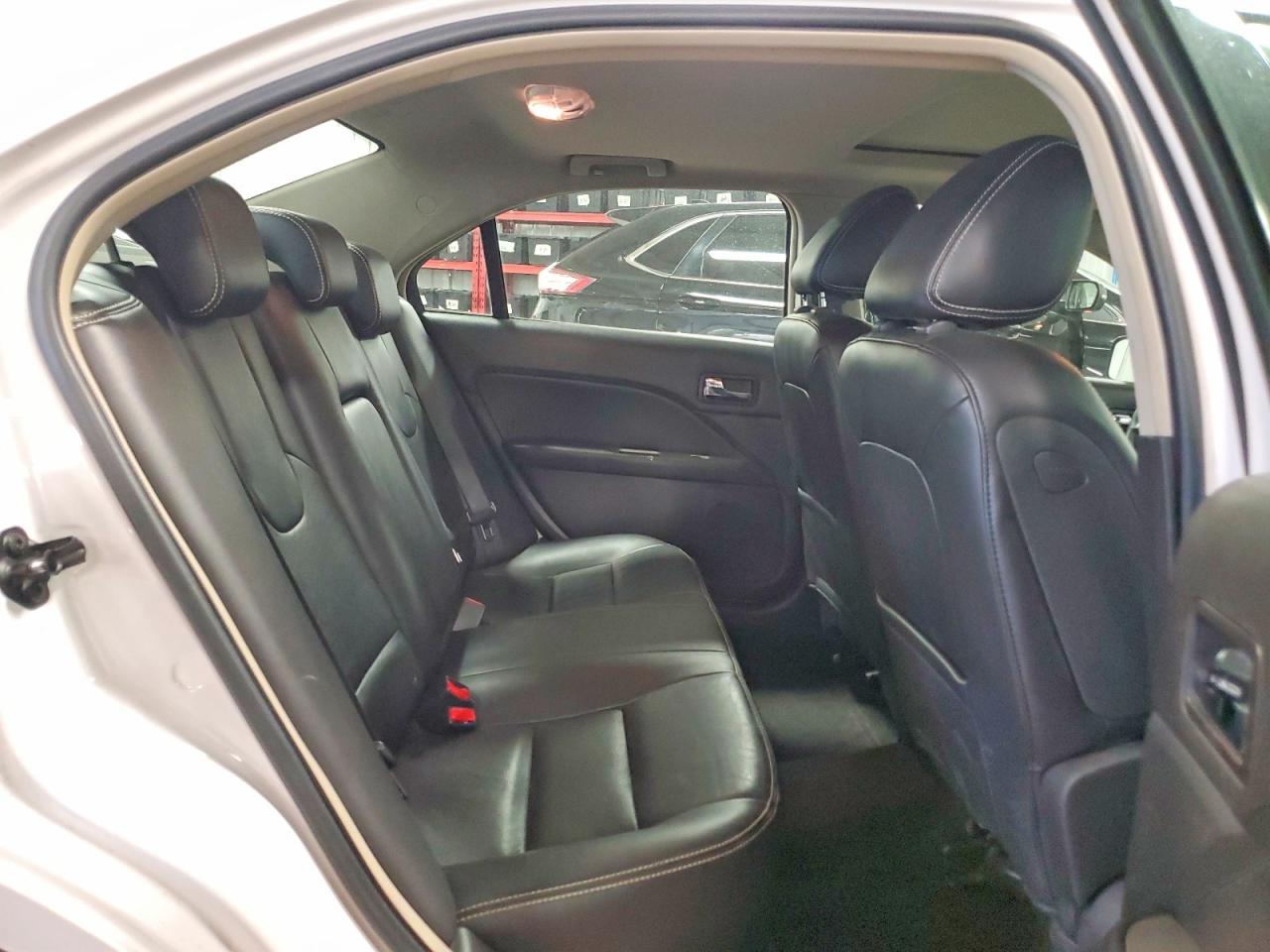 2010 FORD FUSION SEL photo 19