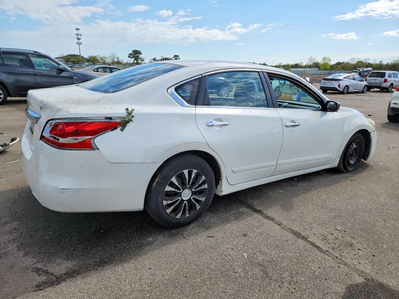 2015 NISSAN ALTIMA 2.5 S photo 3