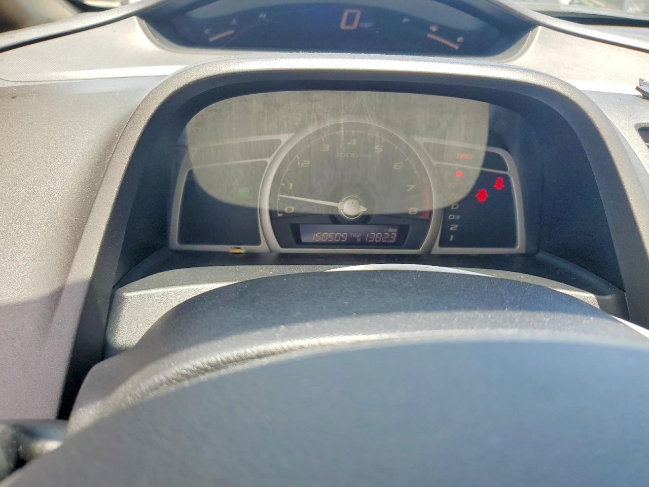 2010 HONDA CIVIC LX photo 25
