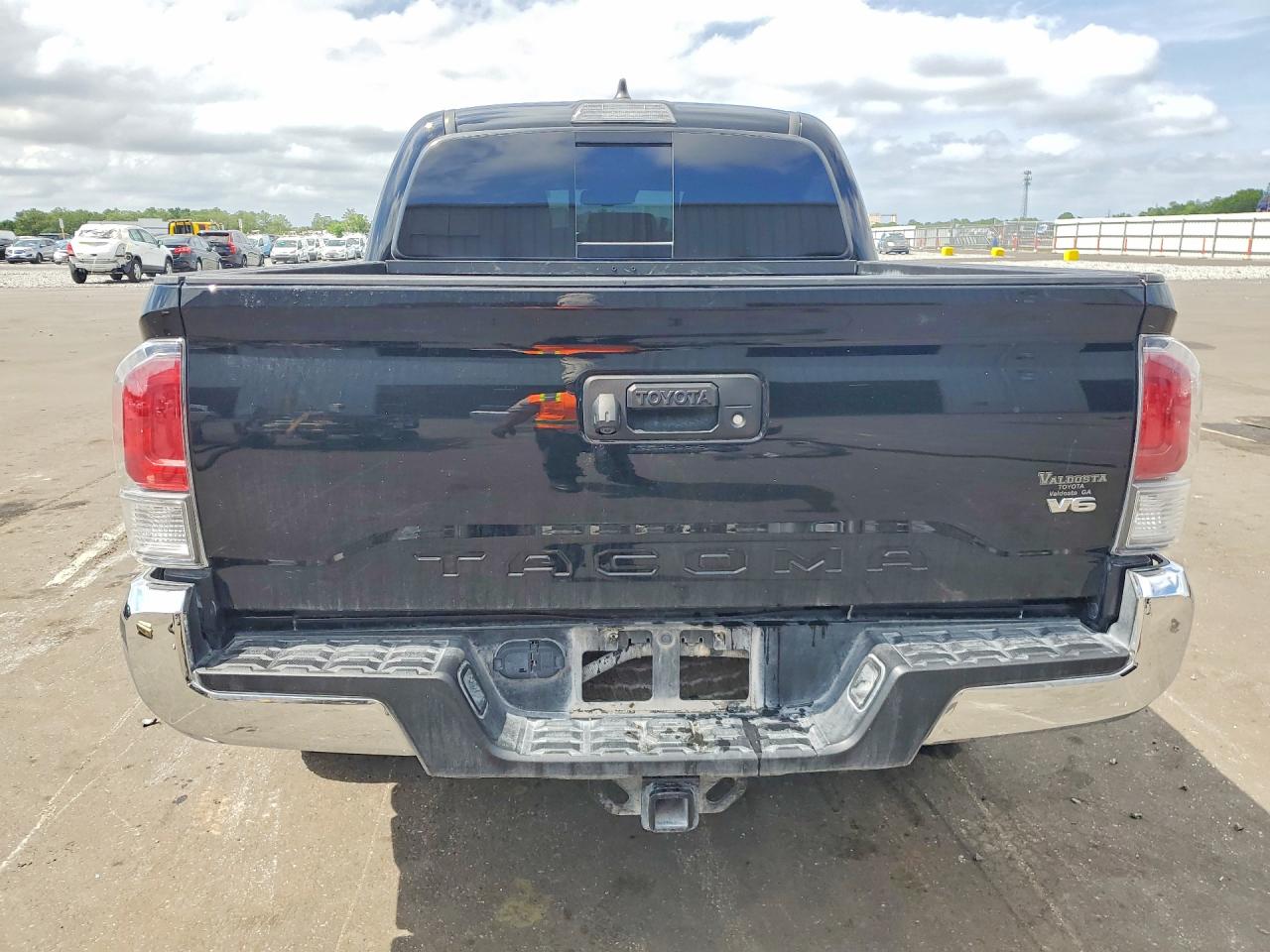 2022 TOYOTA TACOMA TRD OFF-ROAD photo 11