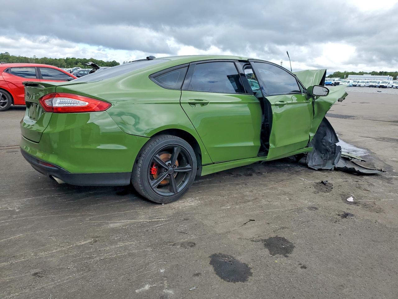 2016 FORD FUSION SE photo 5
