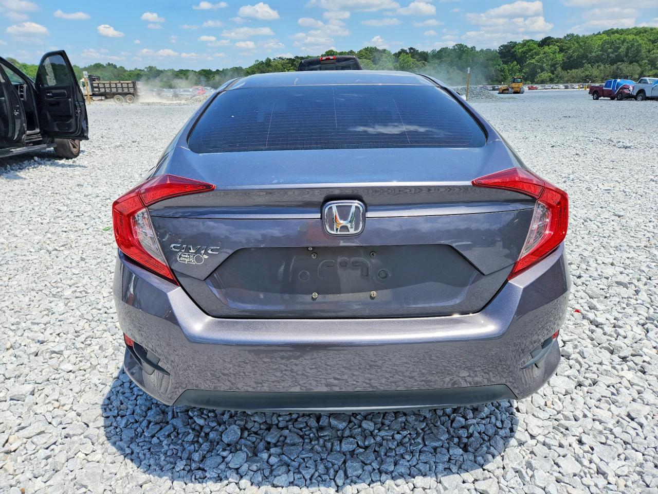 2016 HONDA CIVIC LX photo 16
