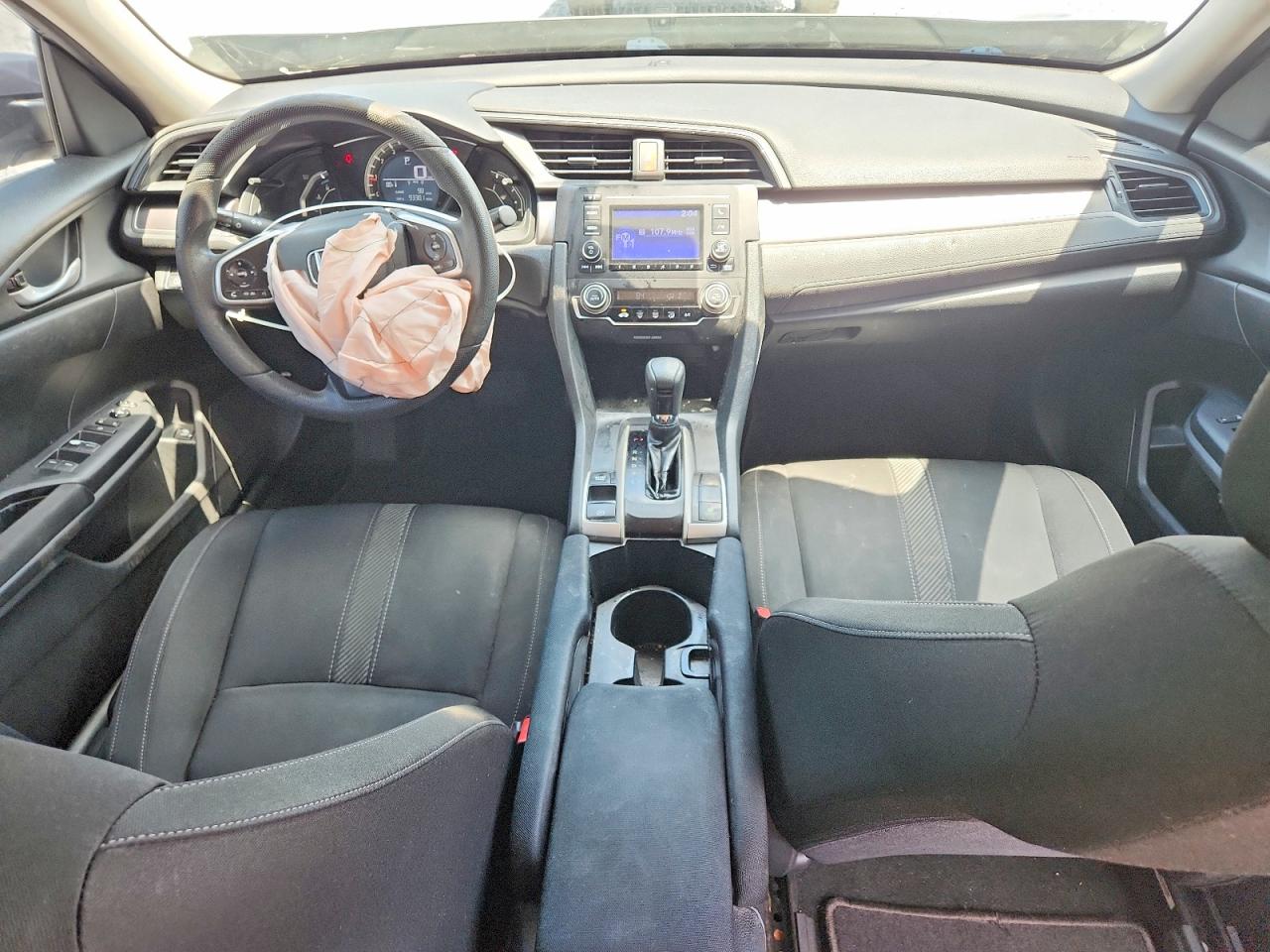2016 HONDA CIVIC LX photo 22