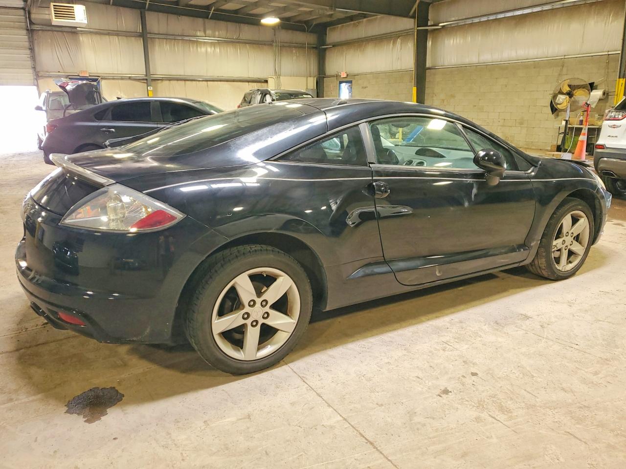 2009 MITSUBISHI ECLIPSE GS photo 5