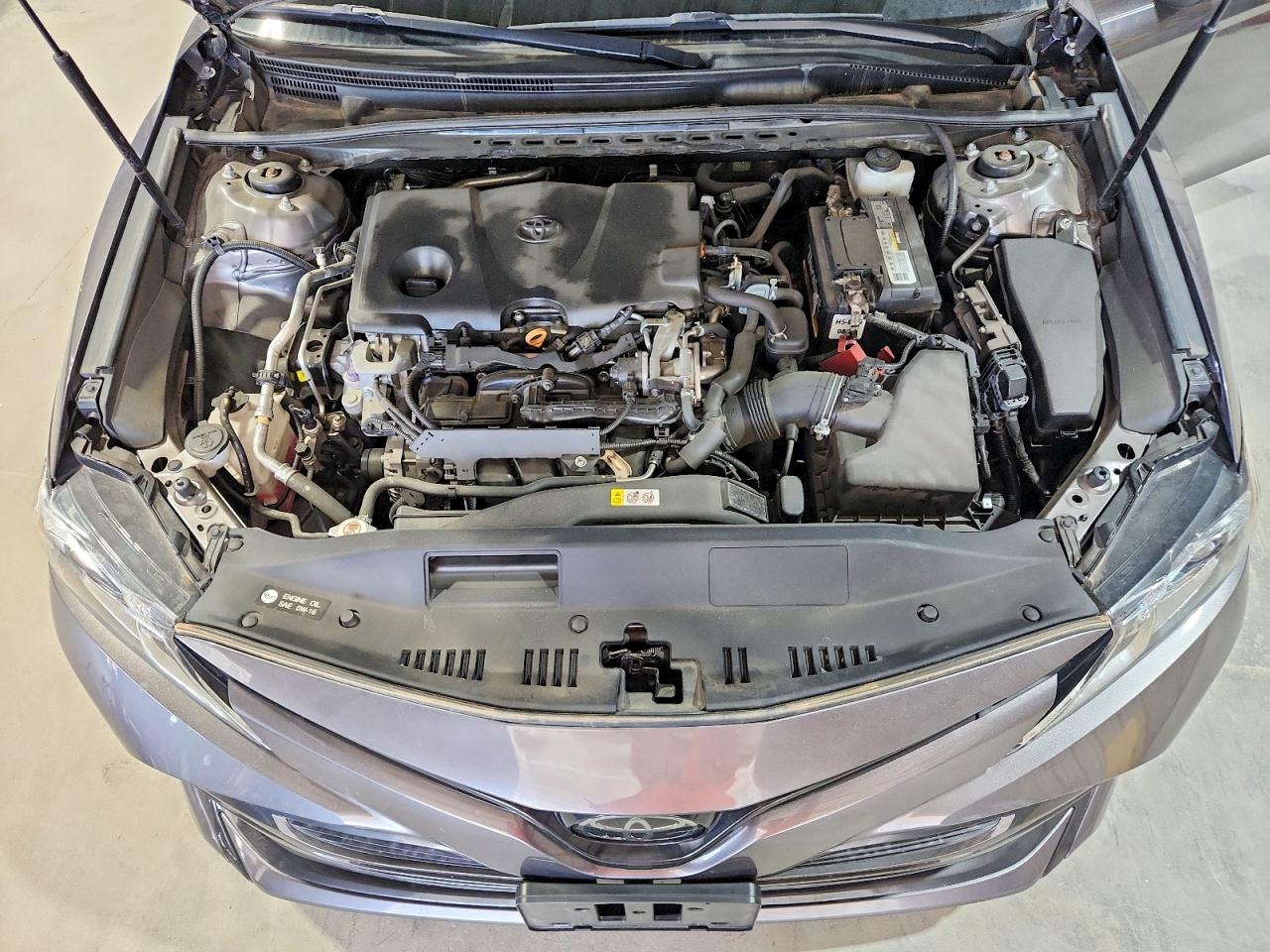 2020 TOYOTA CAMRY LE photo 21