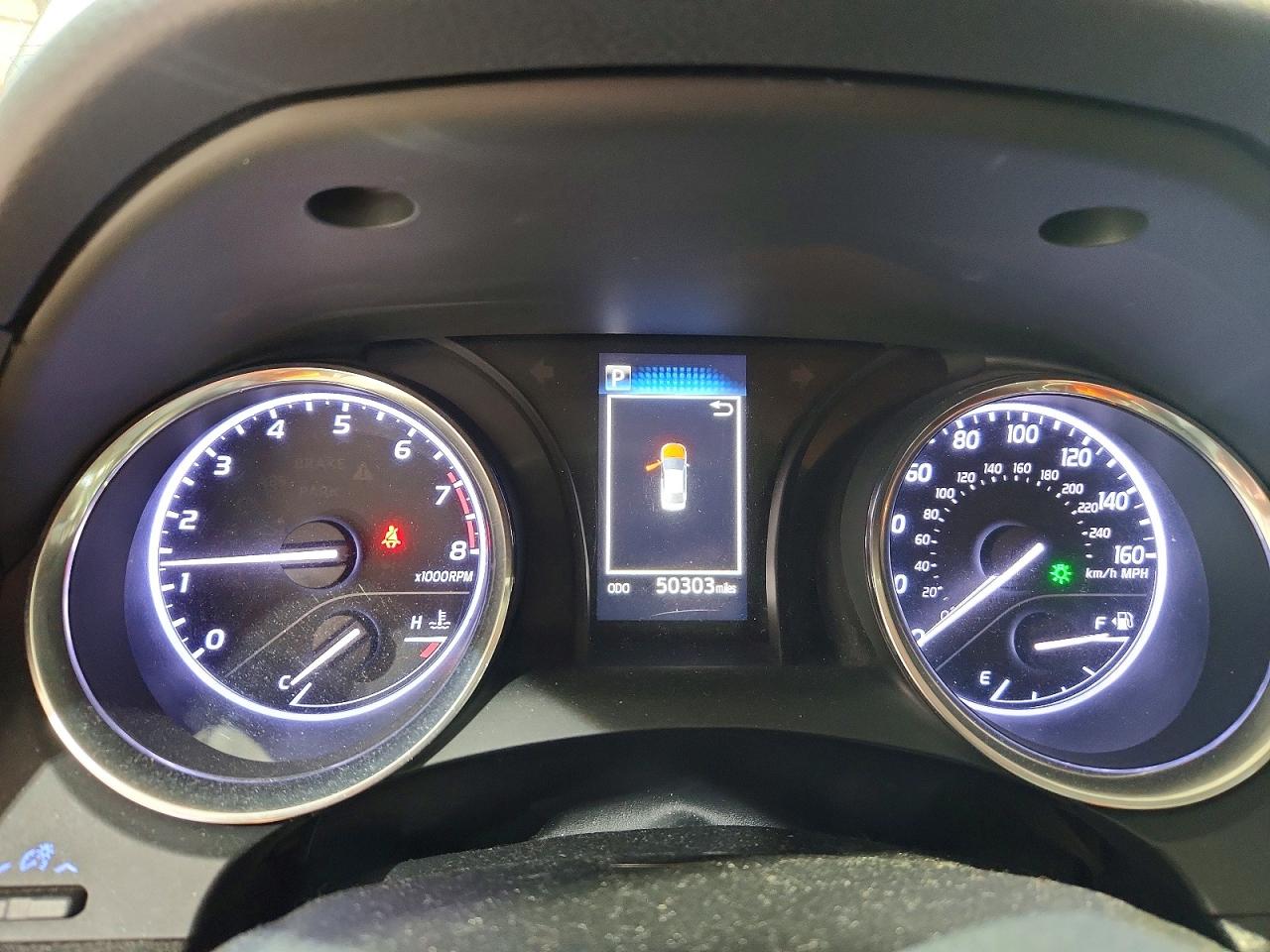 2020 TOYOTA CAMRY LE photo 17