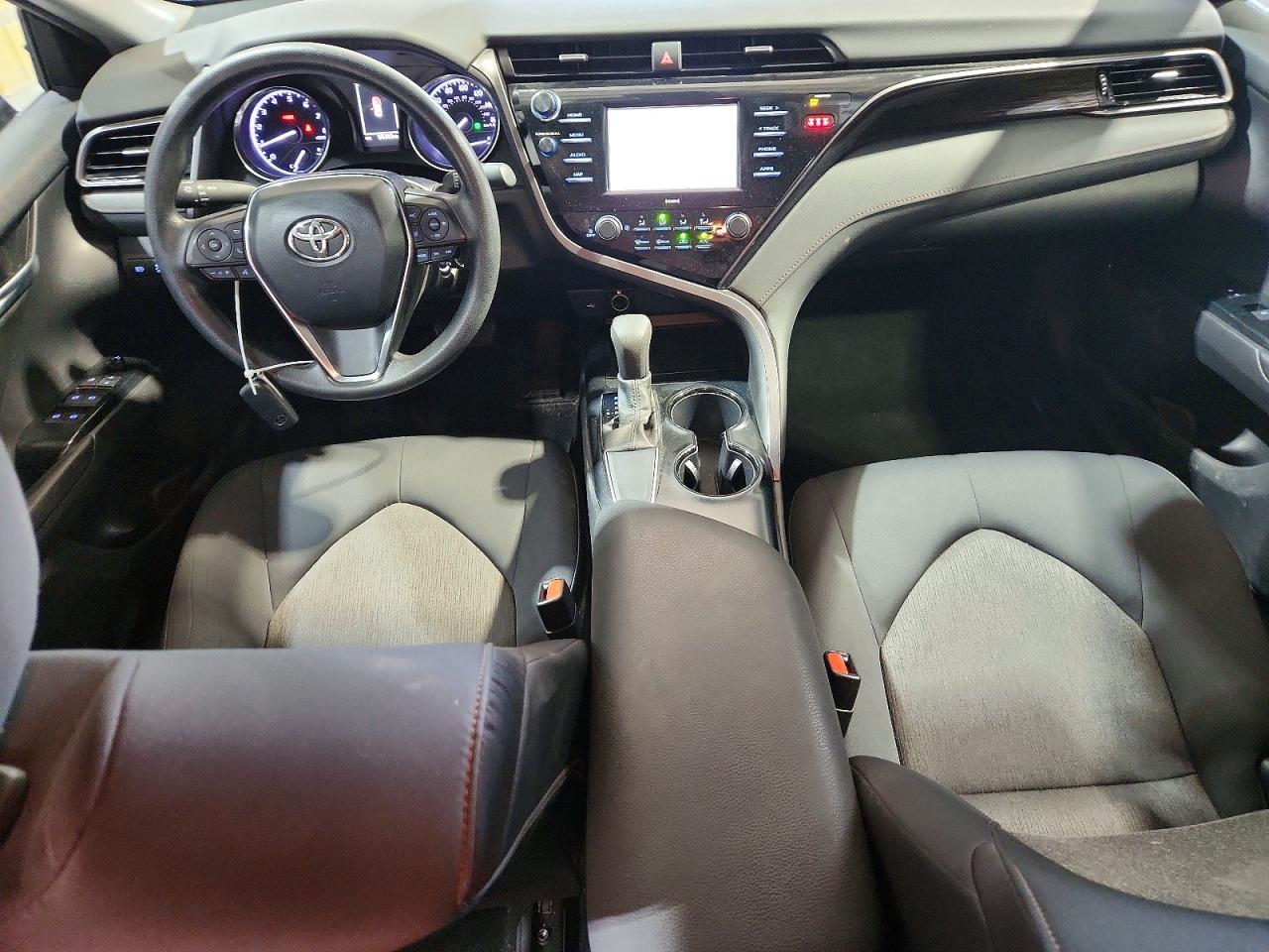 2020 TOYOTA CAMRY LE photo 15