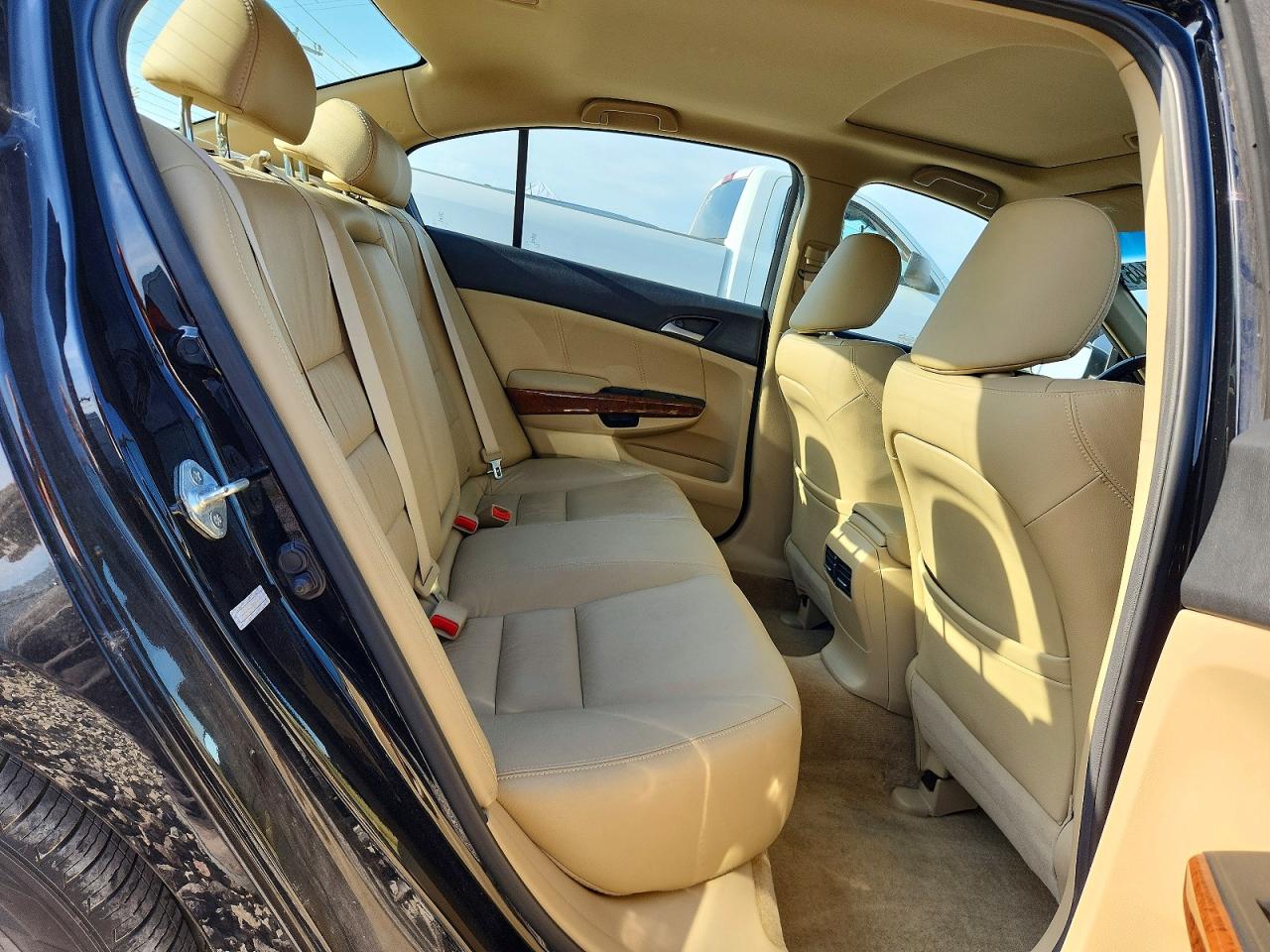 2011 HONDA ACCORD EXL photo 28
